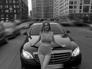 Eroottinen videokeskustelu KARYY