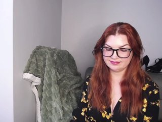 Eroottinen videokeskustelu KassidyHoney