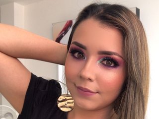 Eroottinen videokeskustelu Kata-james