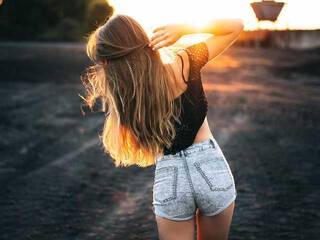 Eroottinen videokeskustelu kataraloud