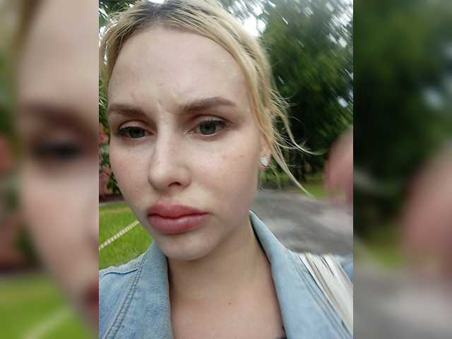 Lähettää kuvakaappauksia KateHotXXX