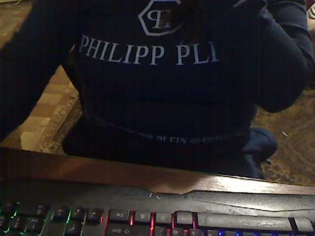 Lähettää kuvakaappauksia KateSex85