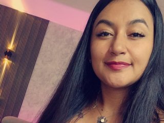 Eroottinen videokeskustelu KatheMorgann