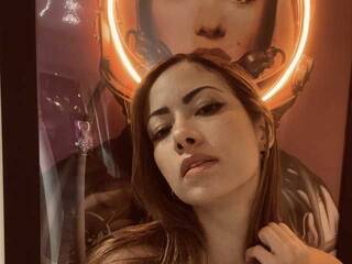 Eroottinen videokeskustelu kathy-monroe