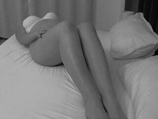 Eroottinen videokeskustelu KatiePops