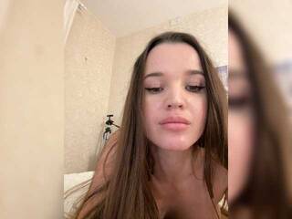 Eroottinen videokeskustelu Katti_Focus