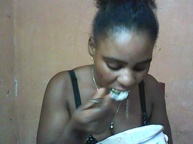 Lähettää kuvakaappauksia kattybraid