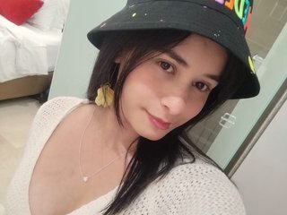 Eroottinen videokeskustelu Kattyrain