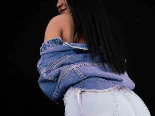 Eroottinen videokeskustelu KatyAnal