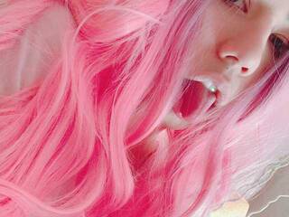 Eroottinen videokeskustelu kawaigiirl