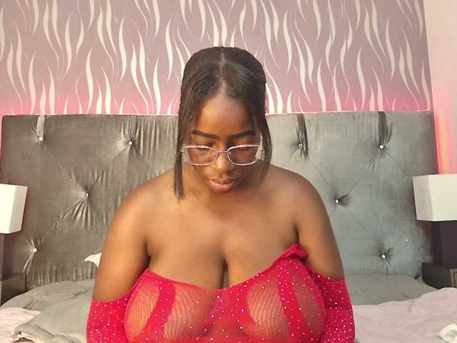 Kuvat KayaBrown ⭐I want to be a very playful girl today!⭐ ⭐GOAL: Squirt Time⭐ @remain