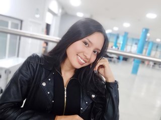 Eroottinen videokeskustelu KaylaKristenx