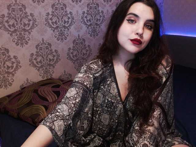 Lähettää kuvakaappauksia KaylinMoor