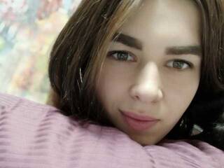 Eroottinen videokeskustelu KelliQCherry