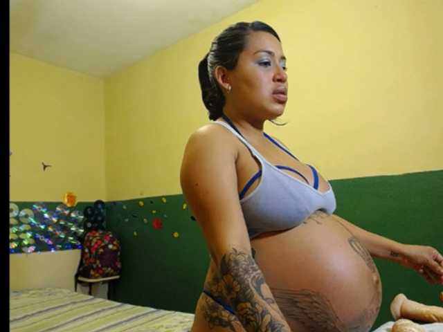 Kuvat kellylatinhot pregnancy