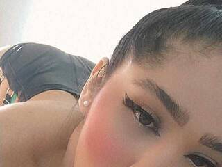 Eroottinen videokeskustelu KendallBrown