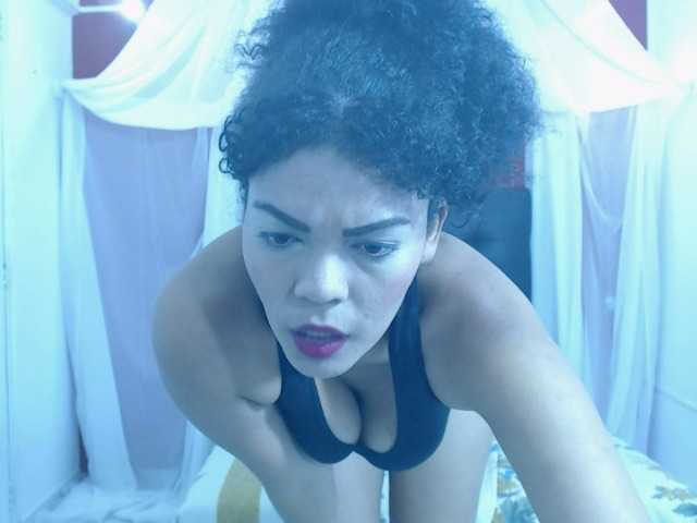 Lähettää kuvakaappauksia Kendra-Fox