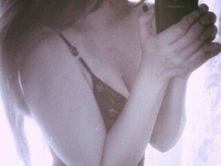 Eroottinen videokeskustelu KetrinKesh