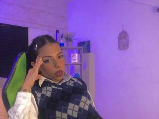 Eroottinen videokeskustelu Khaleesi-dragon