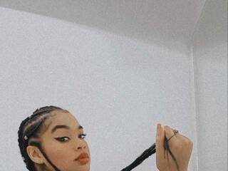 Eroottinen videokeskustelu KILLAEBONY