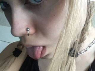 Eroottinen videokeskustelu KILLALLNIGHT