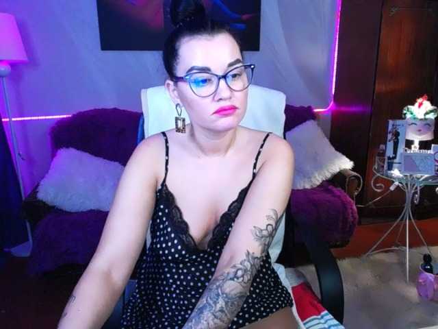 Lähettää kuvakaappauksia KimGarson