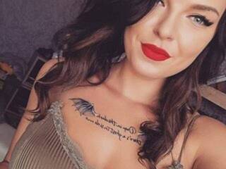 Eroottinen videokeskustelu KimOwens