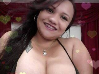 Eroottinen videokeskustelu KimyStone