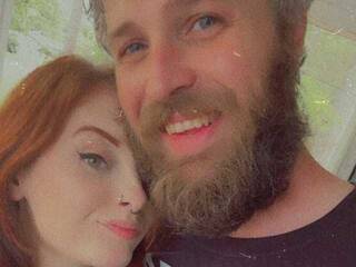 Eroottinen videokeskustelu KinkyMinxie