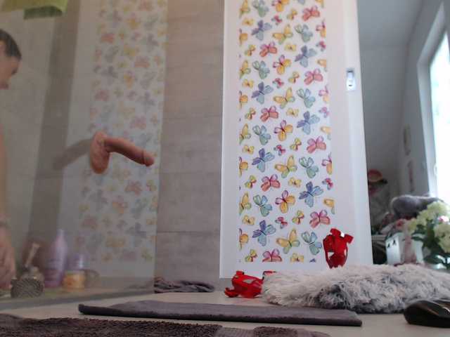 Lähettää kuvakaappauksia KinkyMoni