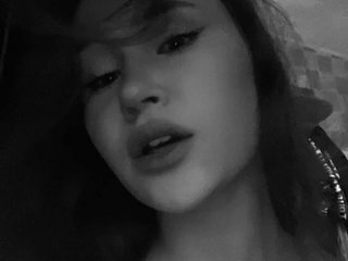 Eroottinen videokeskustelu KiraVixen