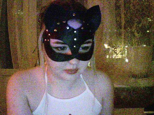 Lähettää kuvakaappauksia Katya_queen