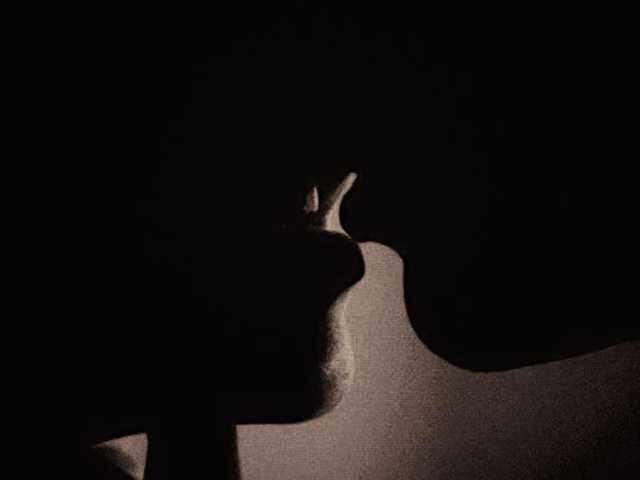 Kuva profiilista KissedByTwo