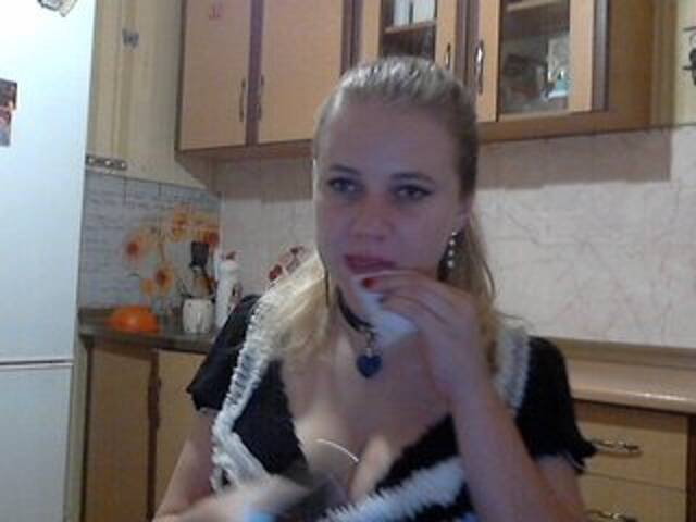 Lähettää kuvakaappauksia KittenLedy