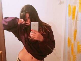 Eroottinen videokeskustelu KittyBites