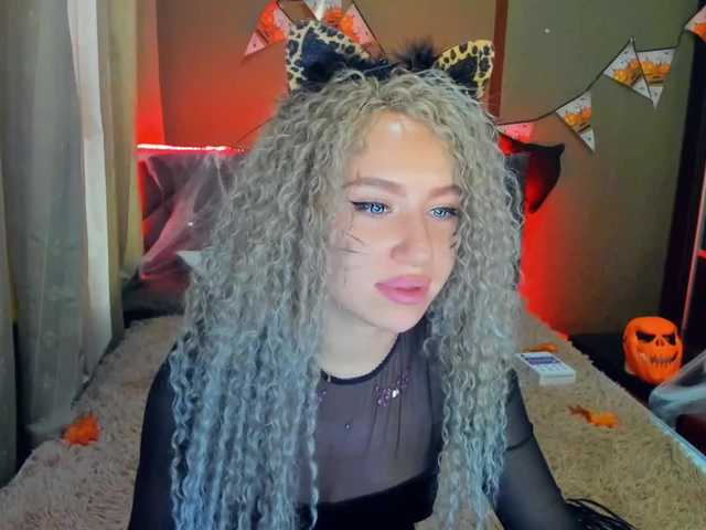 Lähettää kuvakaappauksia KittyJoyy