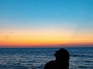 Eroottinen videokeskustelu Kixzkir