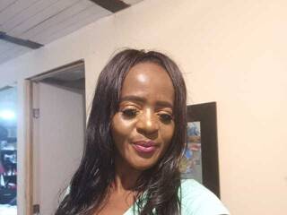 Eroottinen videokeskustelu KLIARASWEET