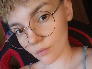 Eroottinen videokeskustelu Krisfff