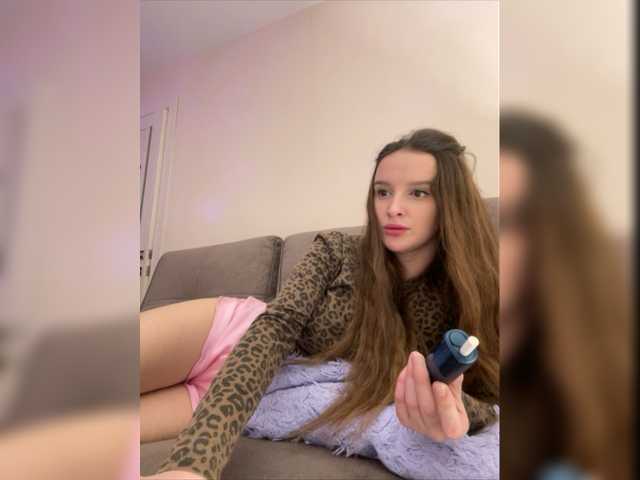 Kuvat Kriss-me hello, my name Kristina . I only go to full private. send 50 tkn before private(squirt, dildo only in private). @remain befor show naked!