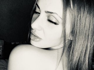 Eroottinen videokeskustelu Krissty