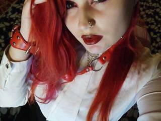 Eroottinen videokeskustelu ChristaHell