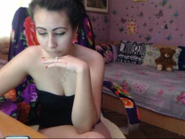 Lähettää kuvakaappauksia KRYSTYANAtheo