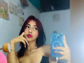 Eroottinen videokeskustelu KuromiDae