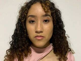 Eroottinen videokeskustelu KyleLloyd