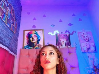 Eroottinen videokeskustelu kyliemoan