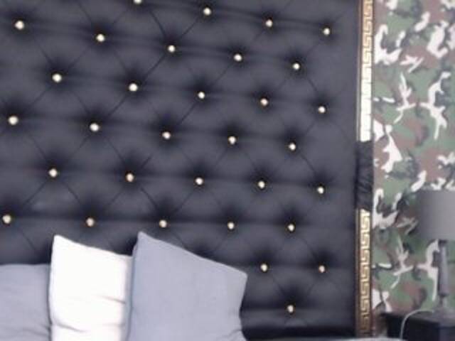 Lähettää kuvakaappauksia KylieTy