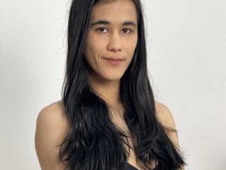 Eroottinen videokeskustelu KyraLee