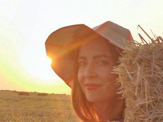 Eroottinen videokeskustelu Ev-ge-sha