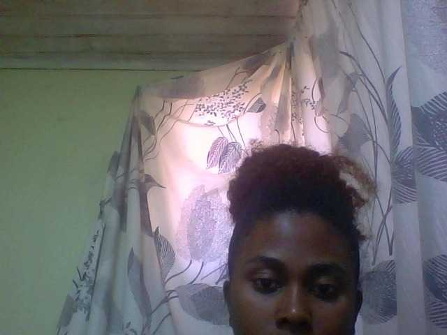 Lähettää kuvakaappauksia Annahbelle